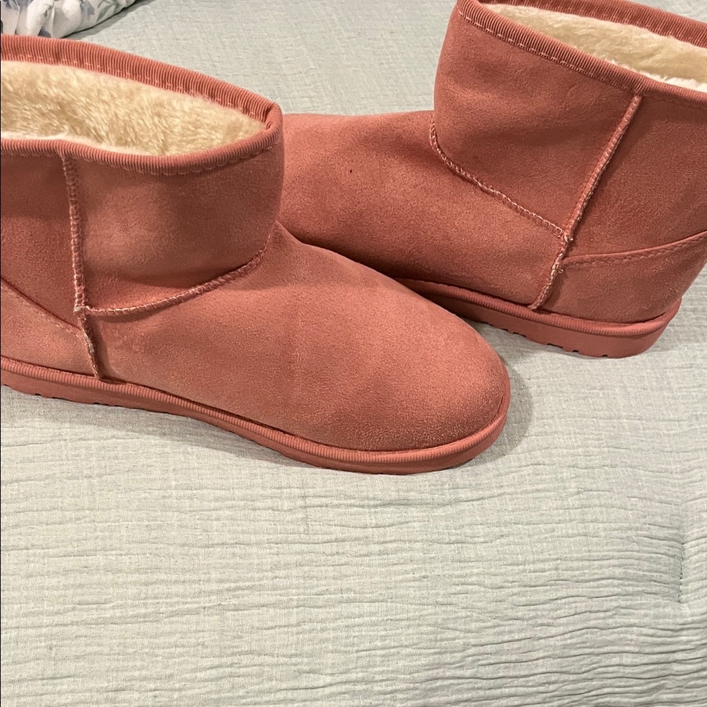 Women's Cozy Suede Winter Boots - Pink - Picture 2 of 10